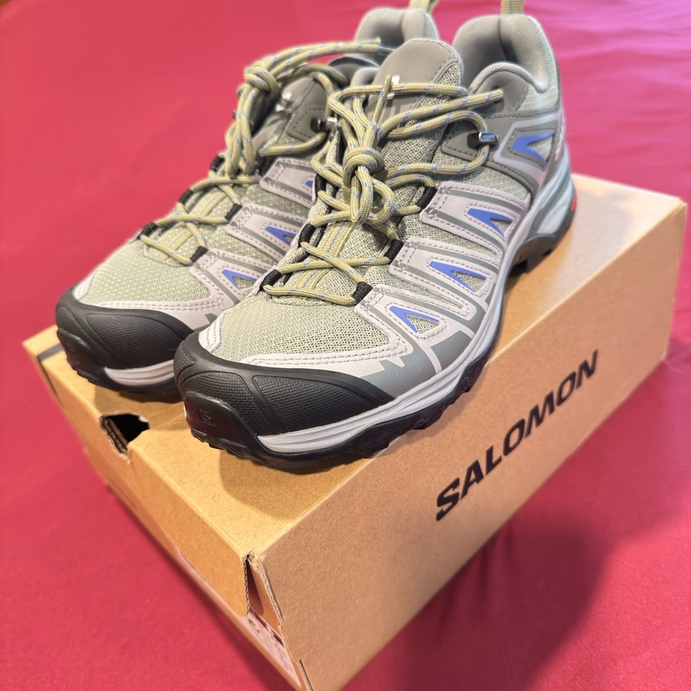 Salomon X Ultra Pioneer Aero Women’s Shoes - Green, Black and Gray Size 10